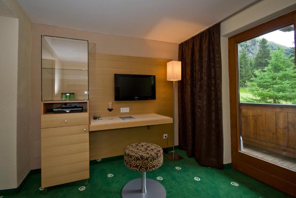 Hotel Sonnblick Санкт Леонард им Пицтал Екстериор снимка